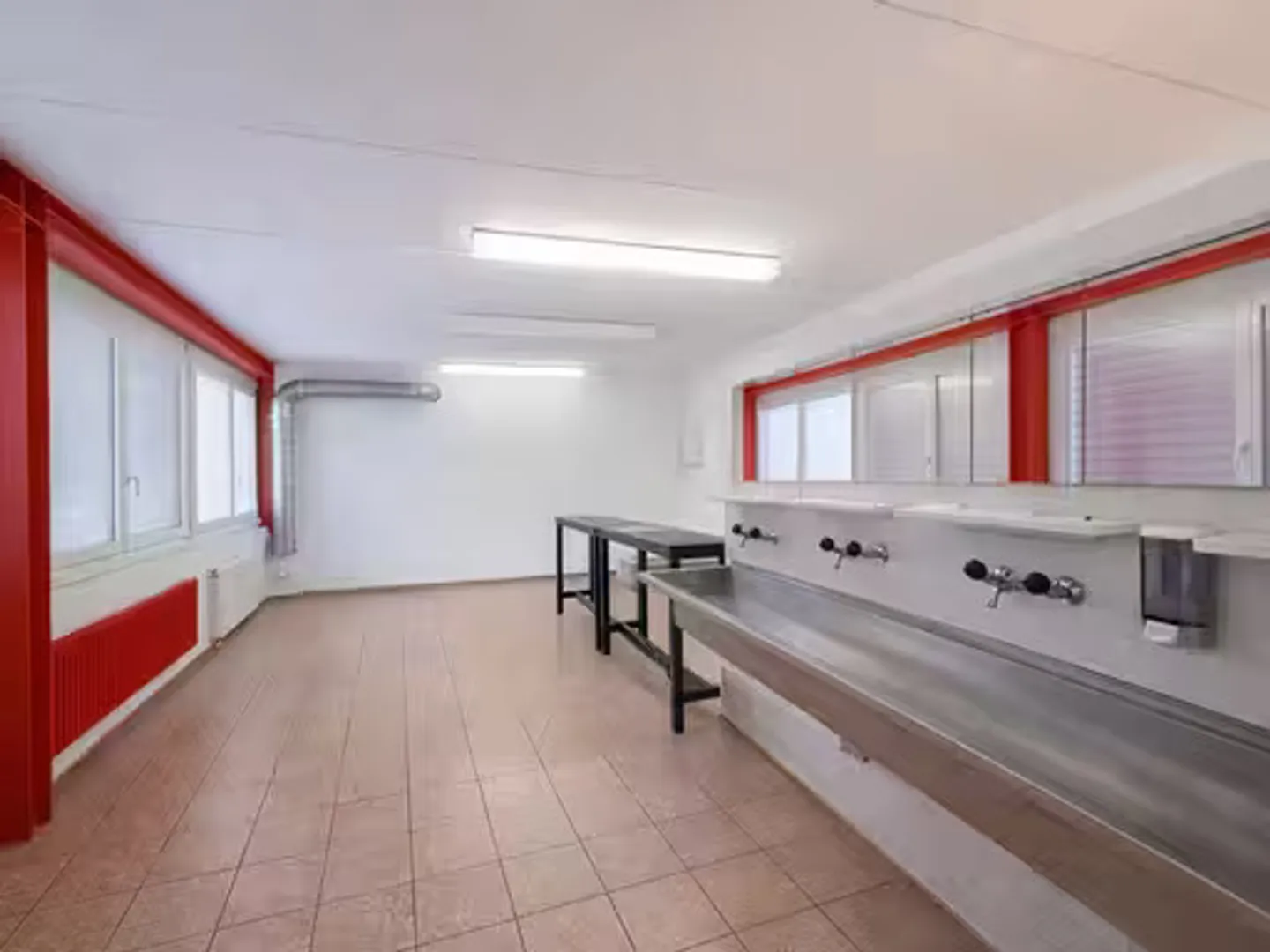 Commercial Space in Industrial Building - Photo 5 of 8
