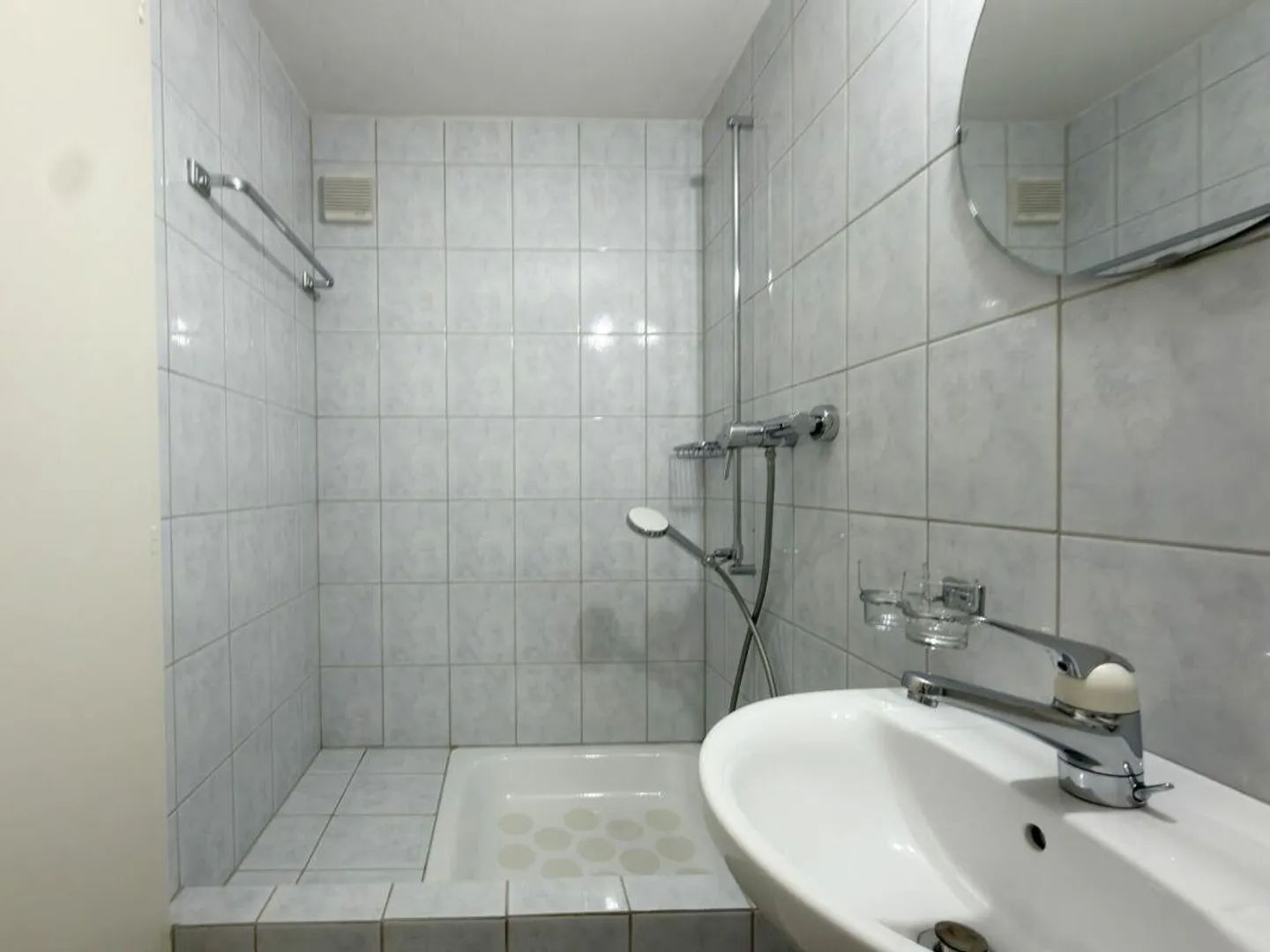 Maison de coin 4.5 pièces tendance et confortable - Photo 14 sur 18