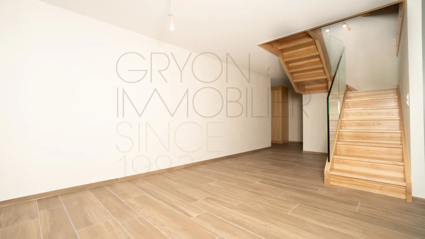Elegant Alpine Duplex, 140 m² living space + garage, near Barboleuse - Photo 5 of 15