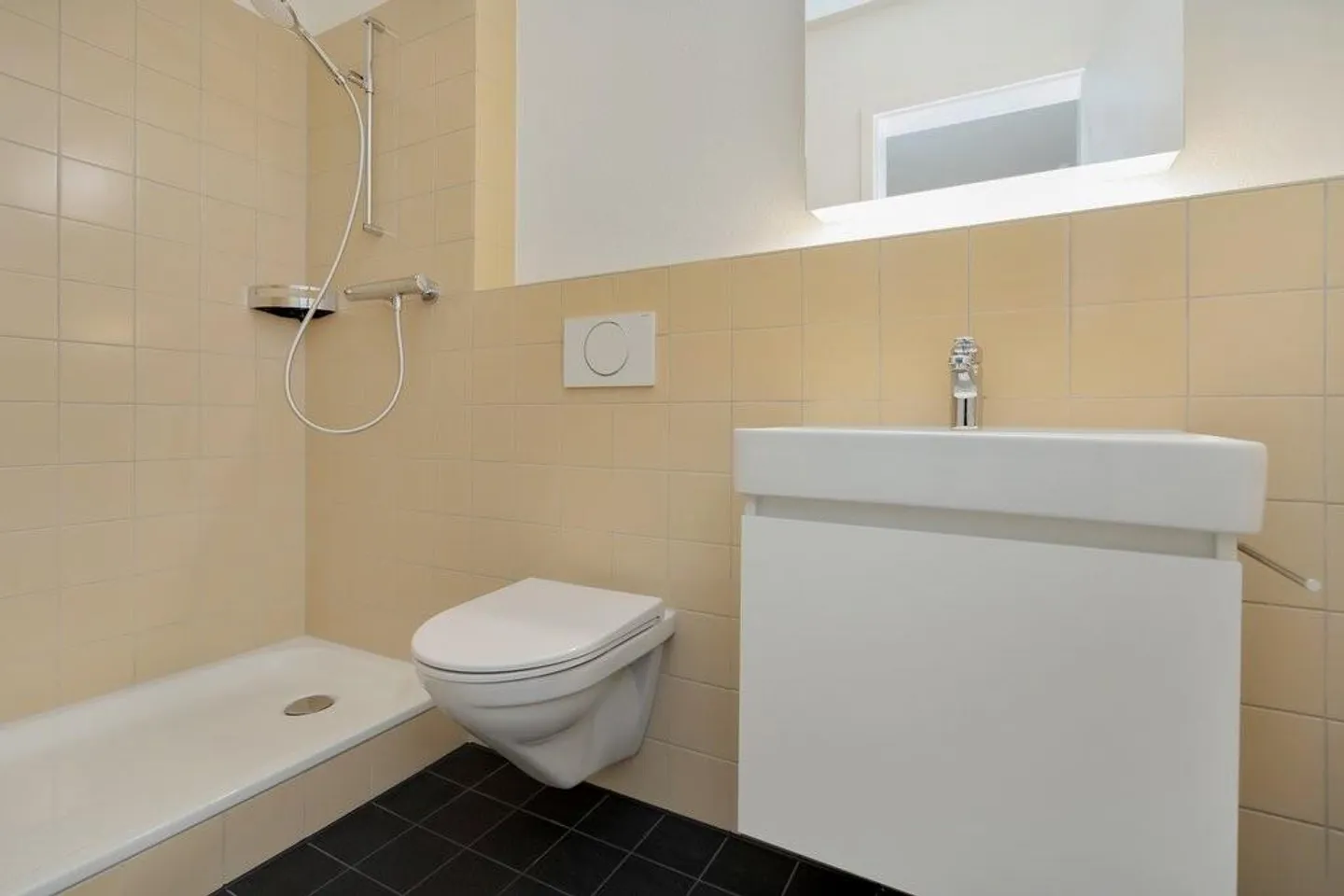Moderne Wohnung in Bern-Bümpliz - Foto 2 von 4