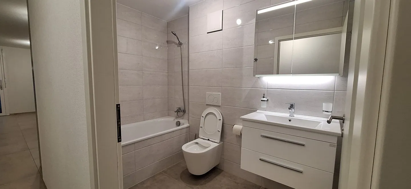 Zu vermieten: neue 3,5-Zimmer-Wohnung - Foto 5 von 8