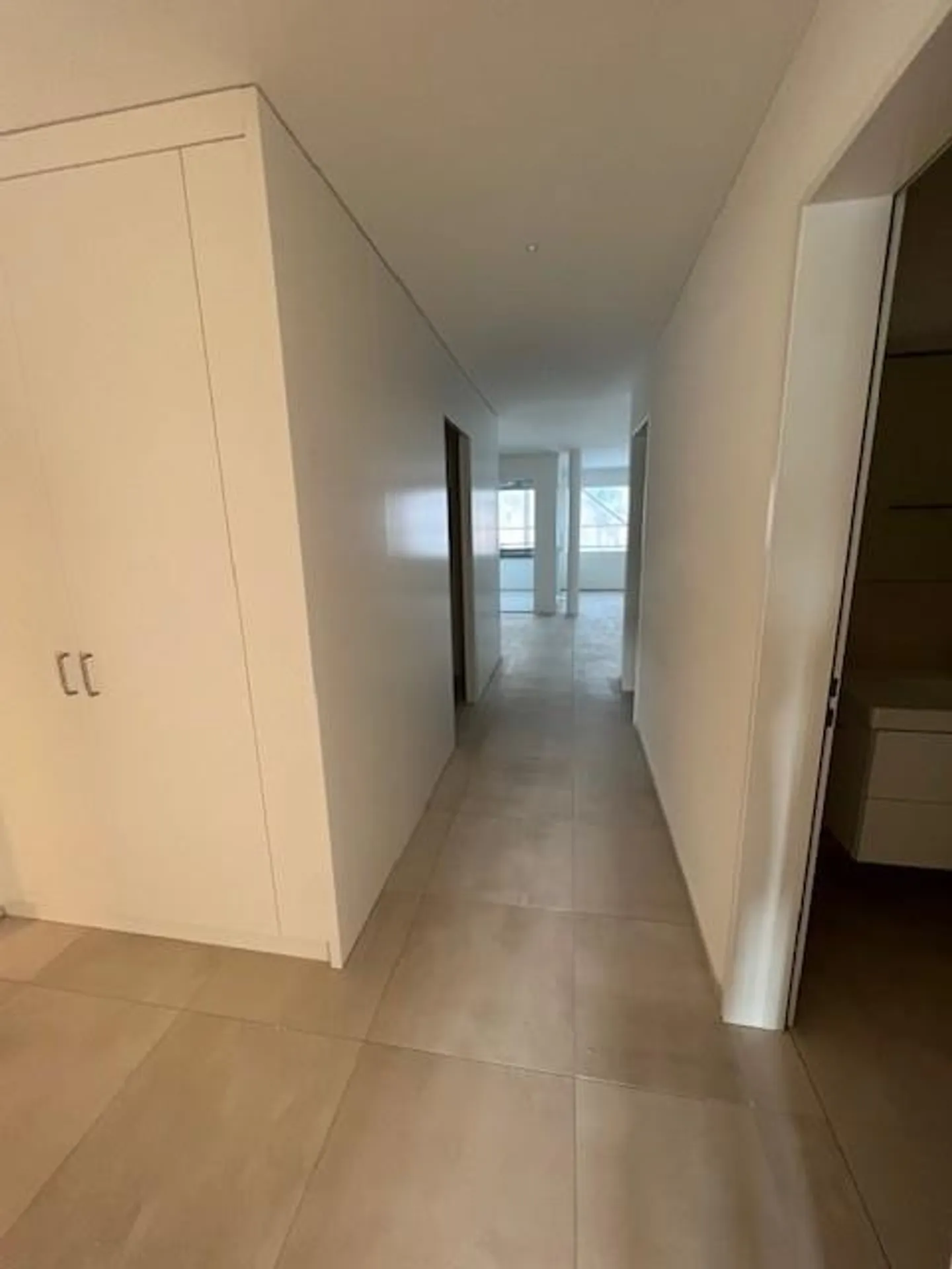 FIRST RENTAL - modern, centrally located new apartment - Photo 9 of 12
