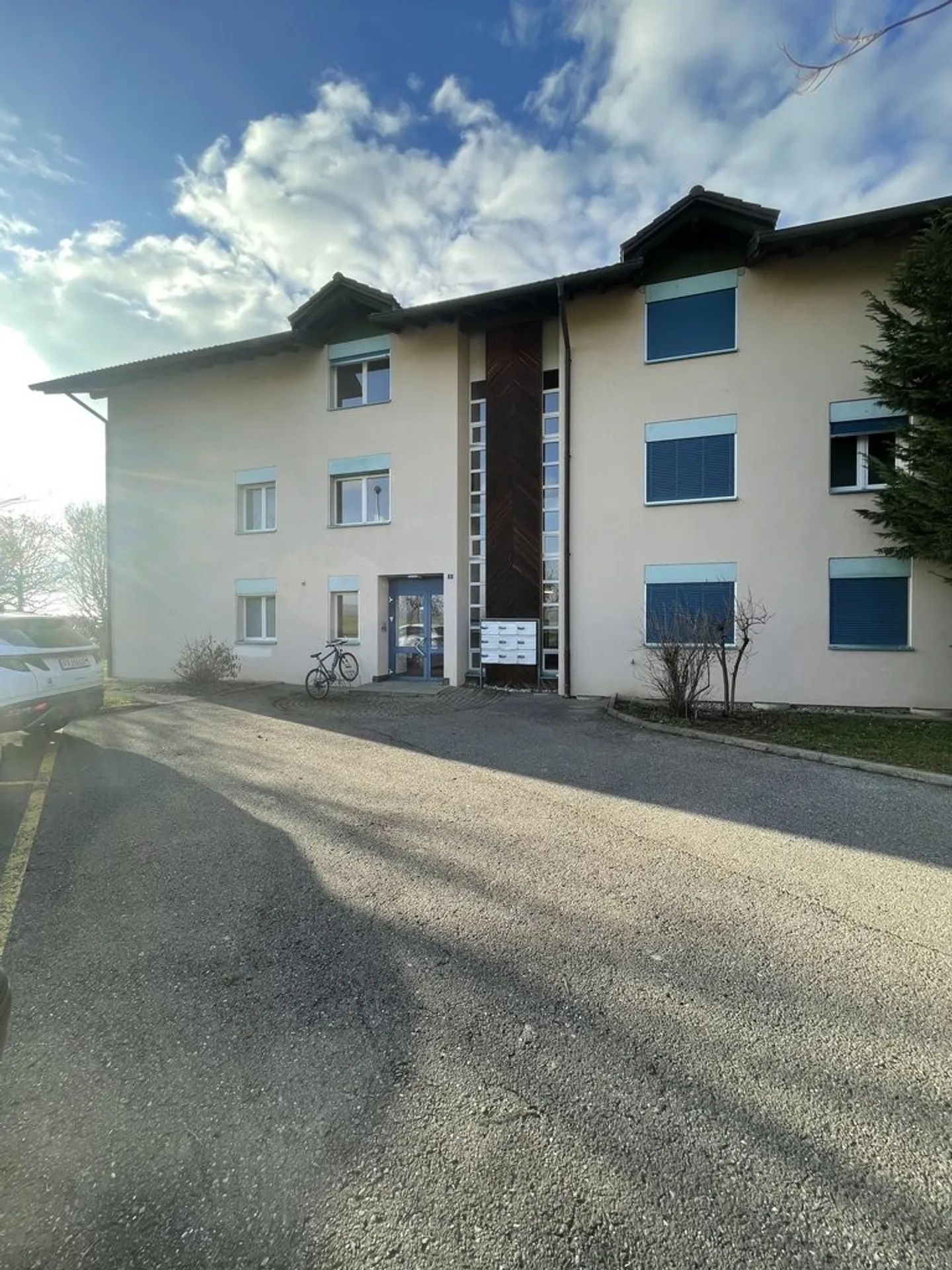 CORMEROD - 3,5 Zimmer Duplex im 2. Stock - Foto 1 von 8