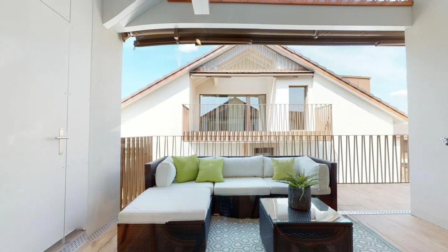 Appartamento attico unico in standard di proprietà - Foto 8 di 14