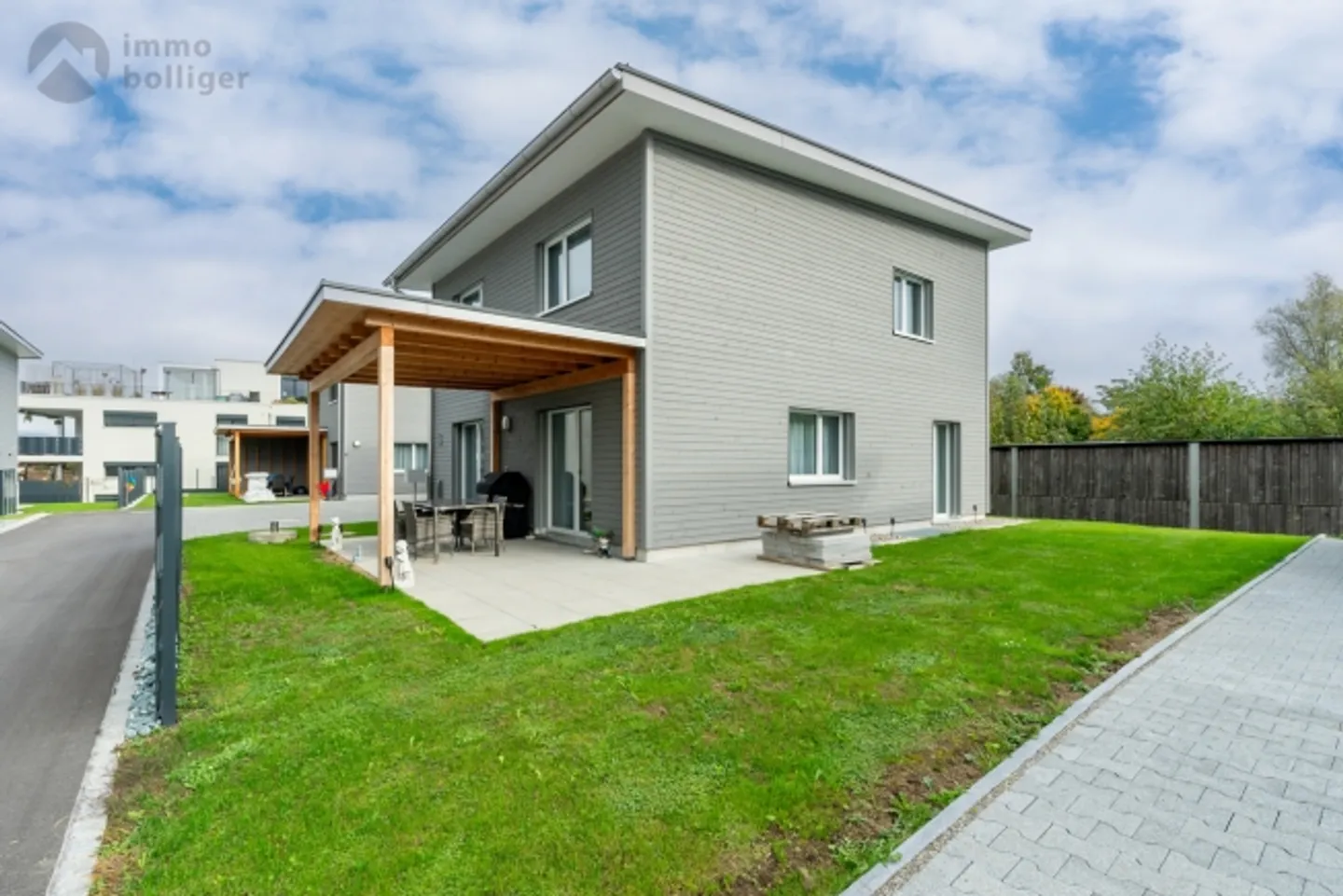 Einfamilienhaus kaufen - Foto 1 von 13