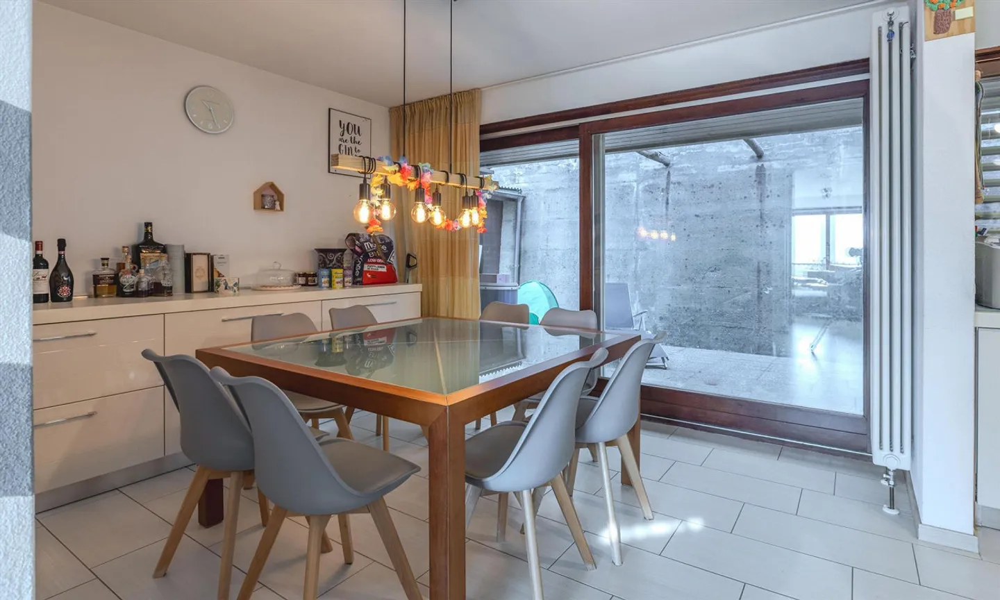 MAISON JUMELLE 5.5 PIÈCES AVEC VUE PARTIELLE SUR LE LAC À AGNO - Photo 5 sur 9