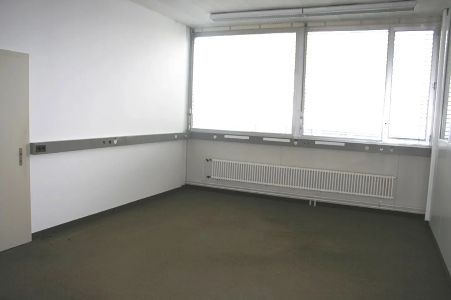 Industry - Photo 19 of 27