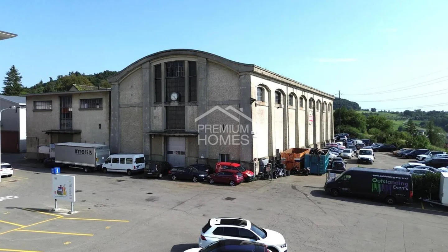 Business Power in Prime Location - Photo 5 of 6