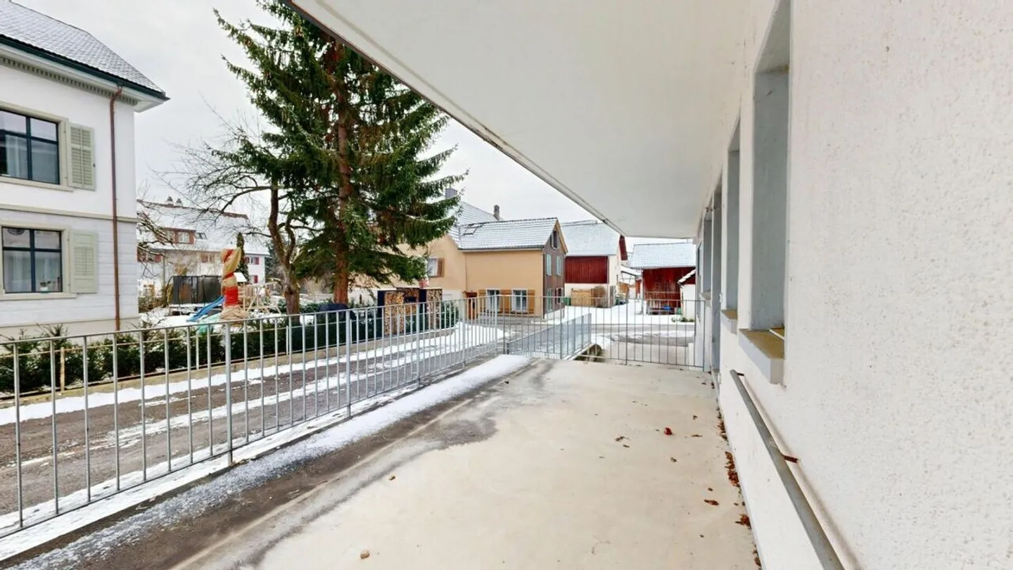 Modern Living with Plenty of Space - 177 m², South Balcony & Generous Seating Area in Müllheim - Photo 16 of 18