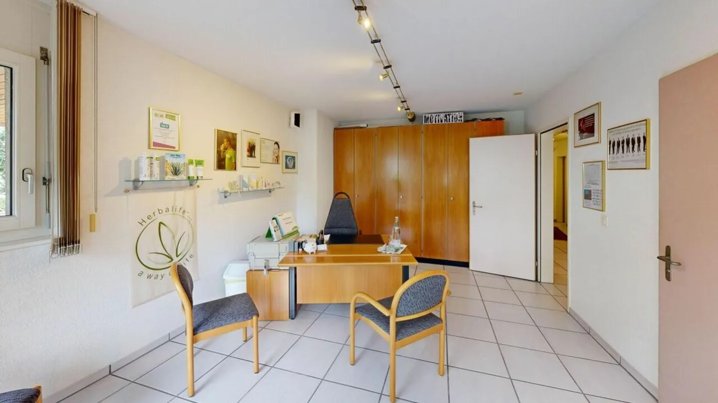 Office space for sale - Photo 3 of 26