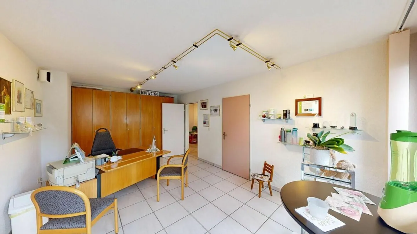 Office space for sale - Photo 8 of 26