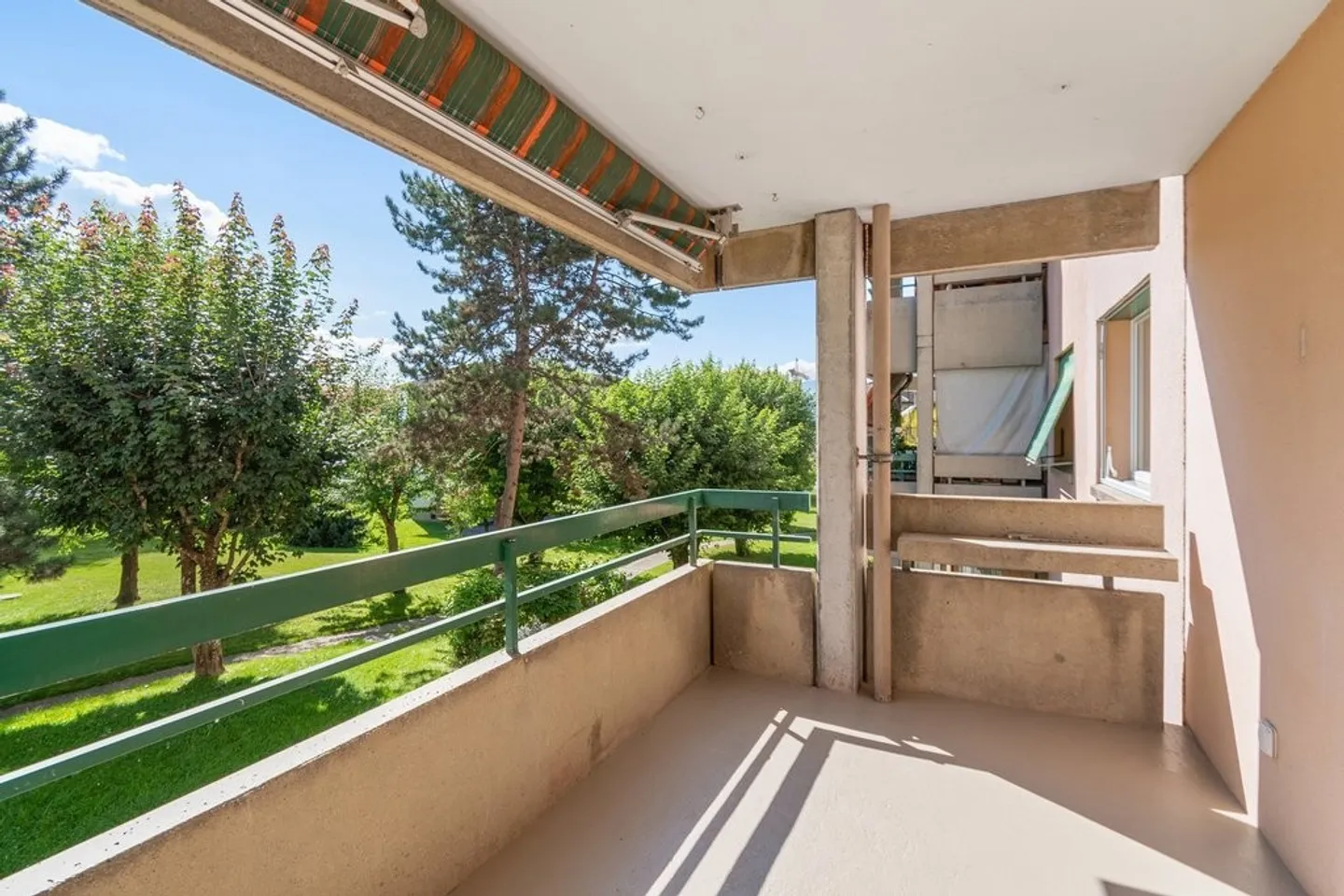 Apartment for rent - Photo 6 of 8