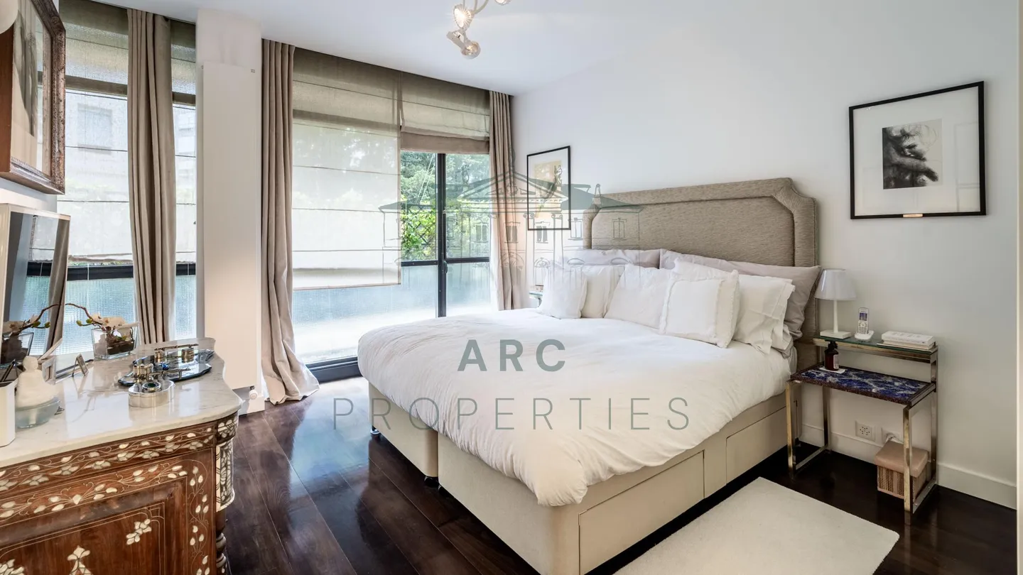 Charming Apartment in Geneva - Photo 8 of 10