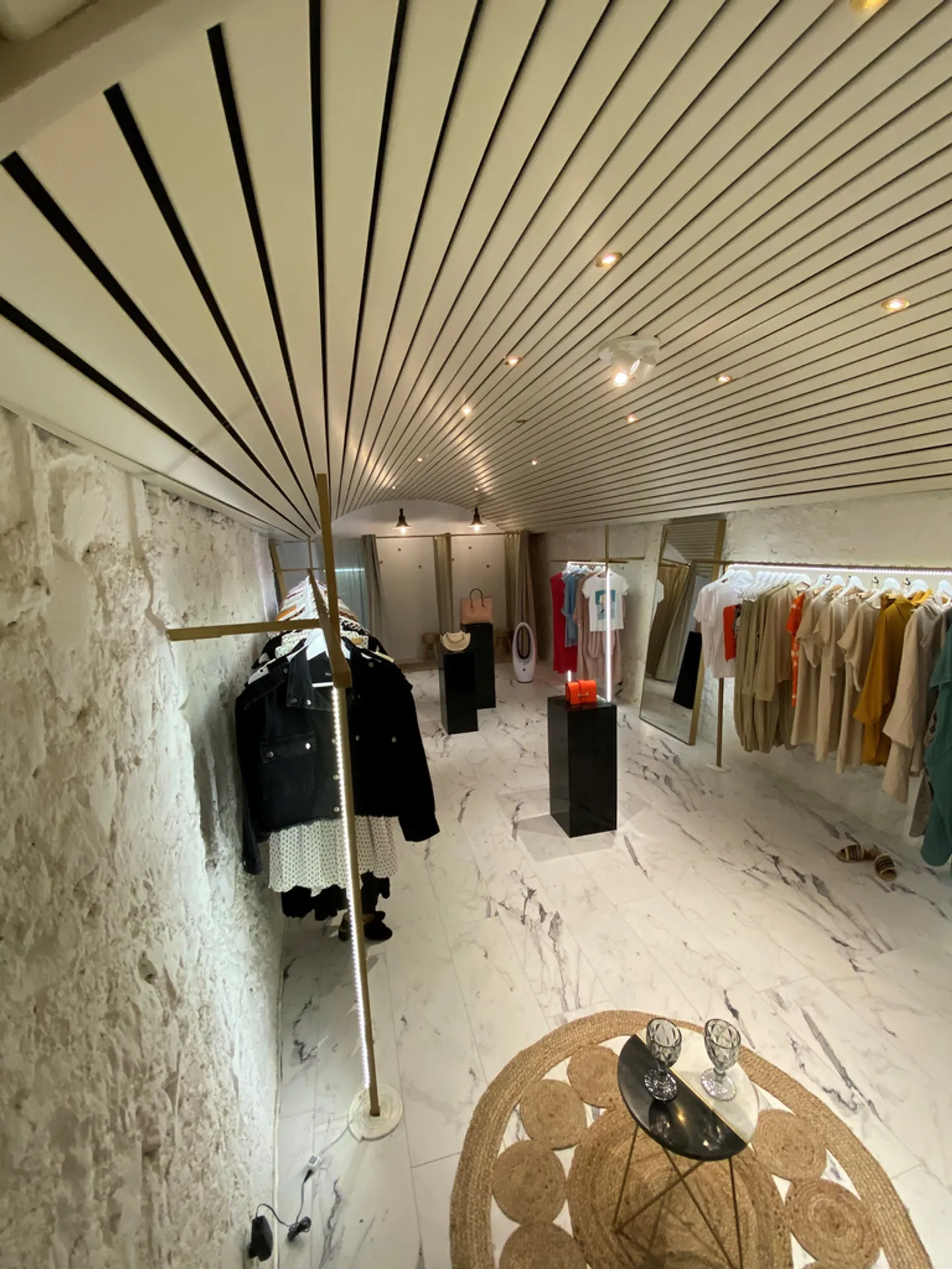 Commercial space for rent in the heart of Morges - Photo 3 of 10