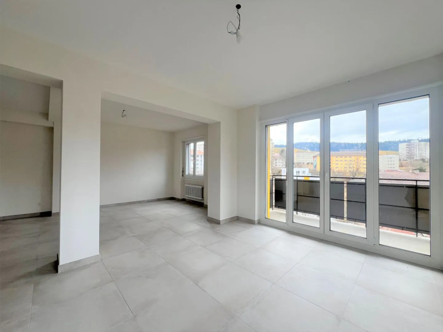 Appartamento 5 locali a Locle - Foto 7 di 12