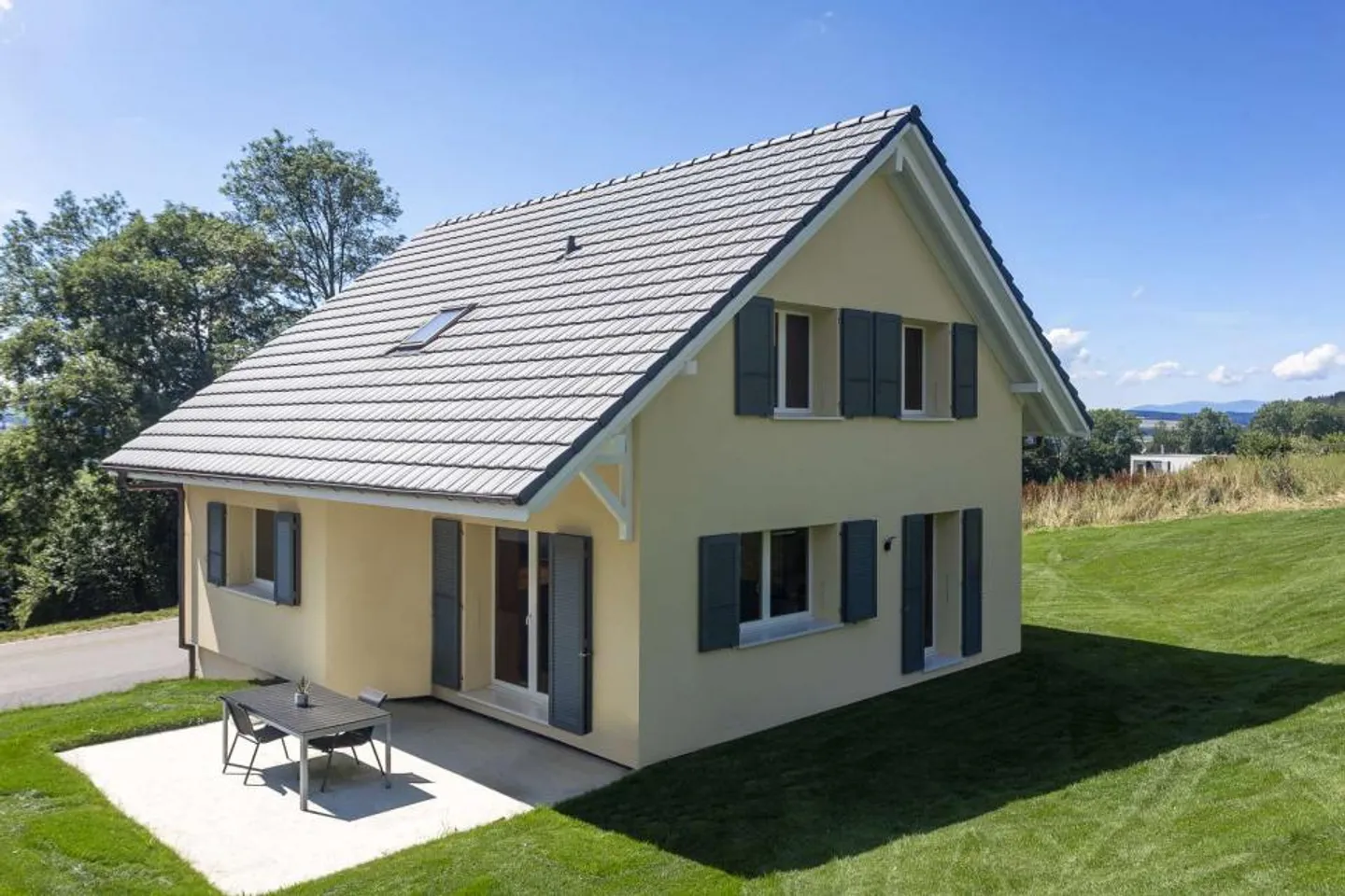 Villa 5,5 Zimmer - Foto 1 von 9