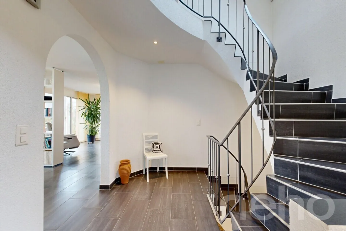 Family-friendly living with modern comfort - Photo 7 of 12