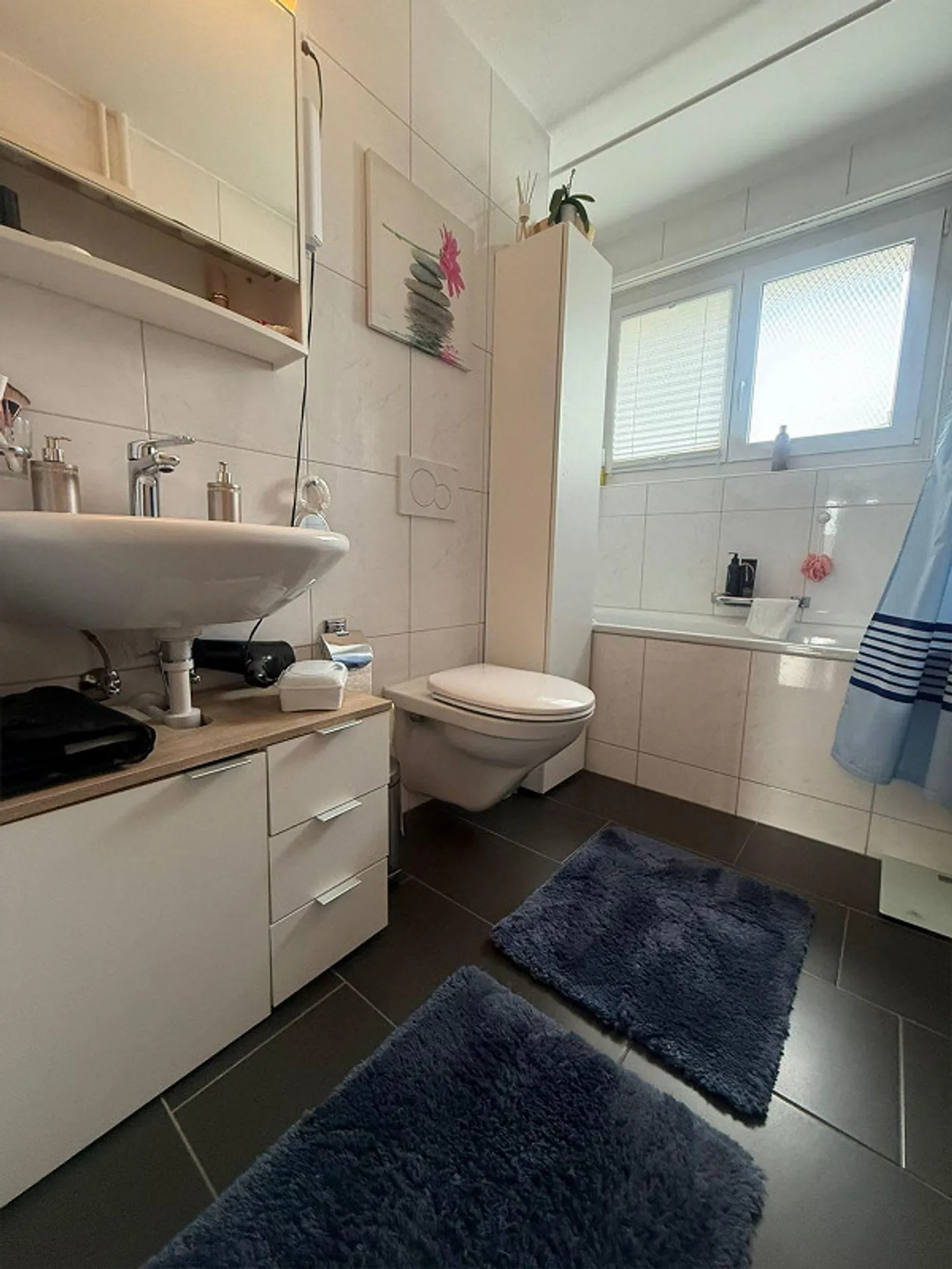 Appartamento 3.5 stanze in una posizione tranquilla a Bettwiesen - Foto 8 di 13