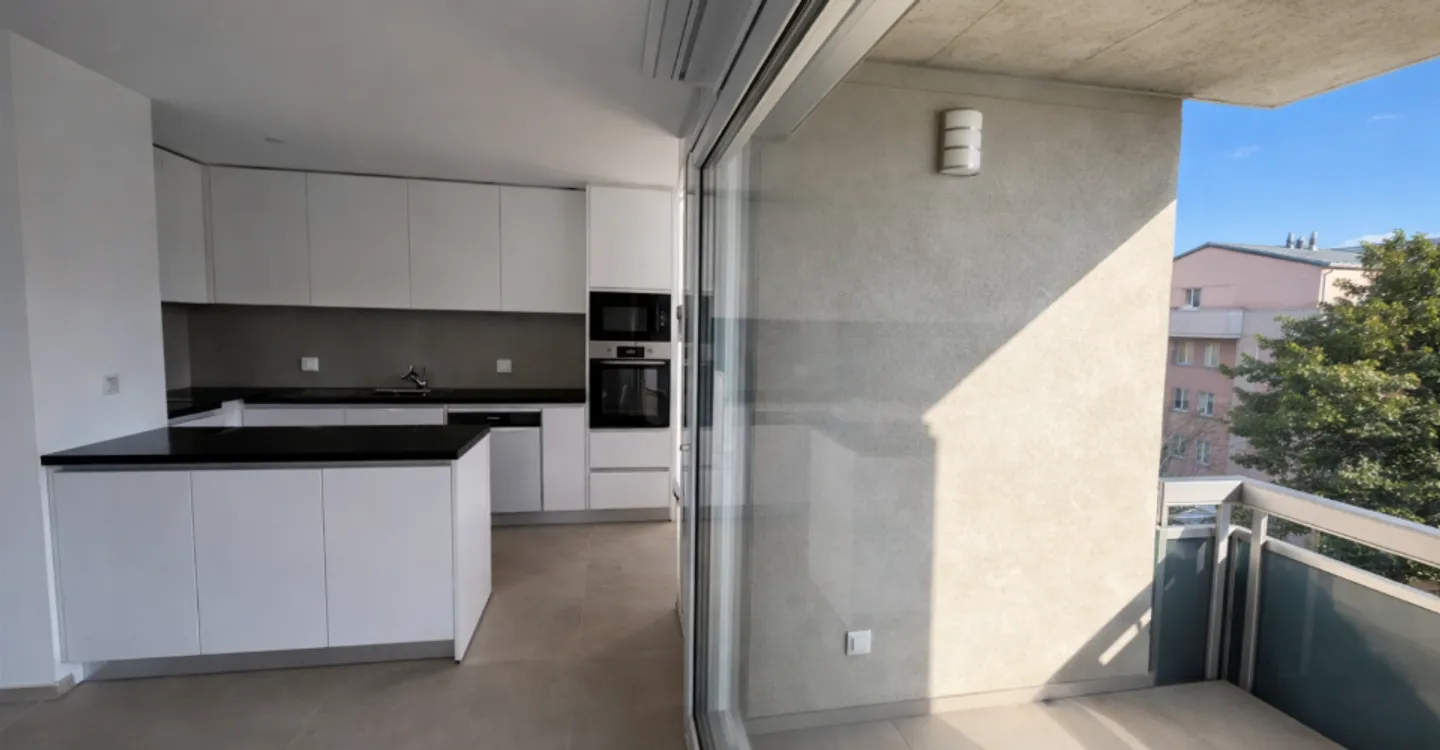 4,5-Zimmer-Wohnung - 118 m² - 2 Parkplätze - Vollständig renoviert - Foto 1 von 8