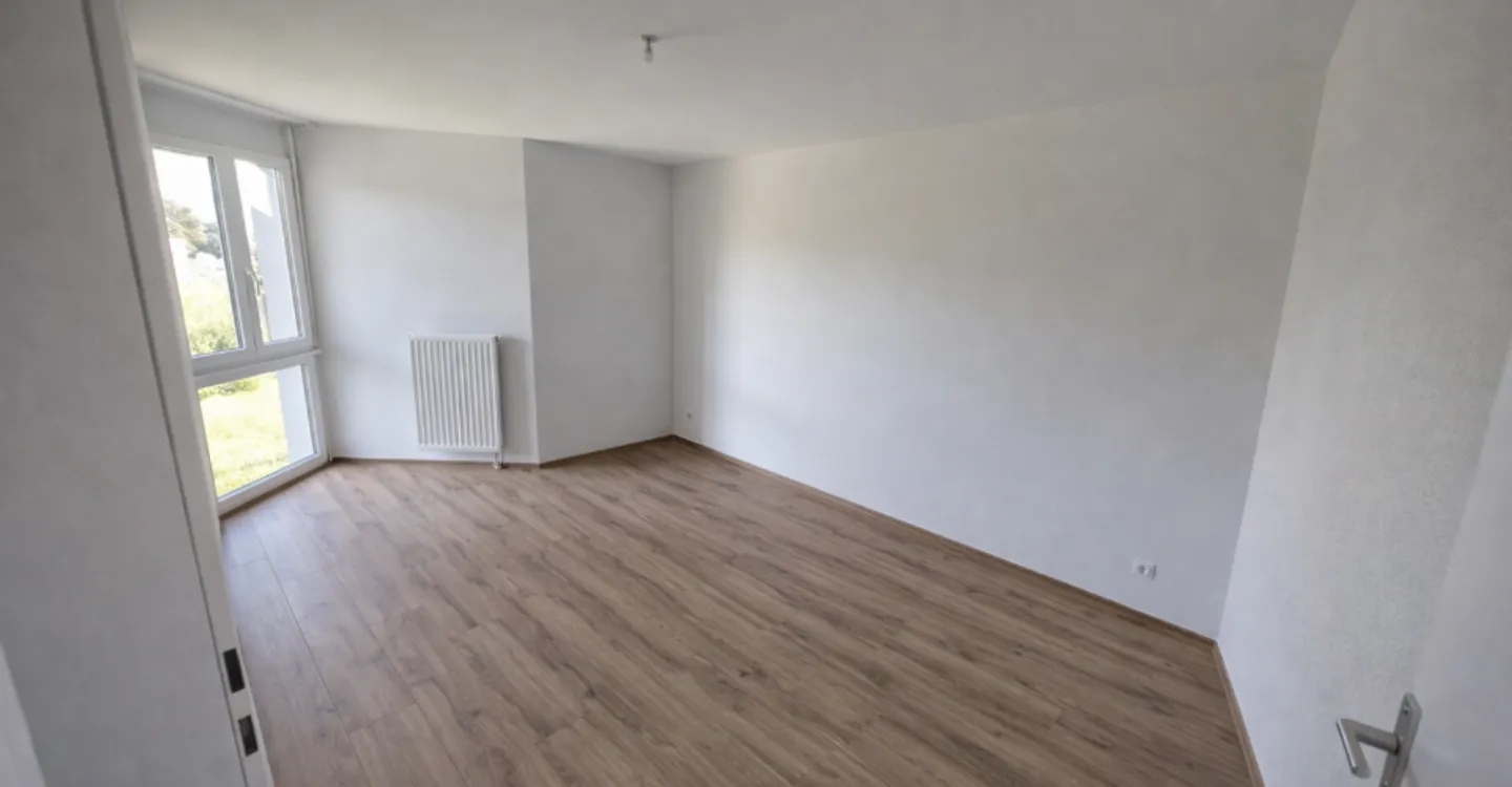 4,5-Zimmer-Wohnung - 118 m² - 2 Parkplätze - Vollständig renoviert - Foto 8 von 8