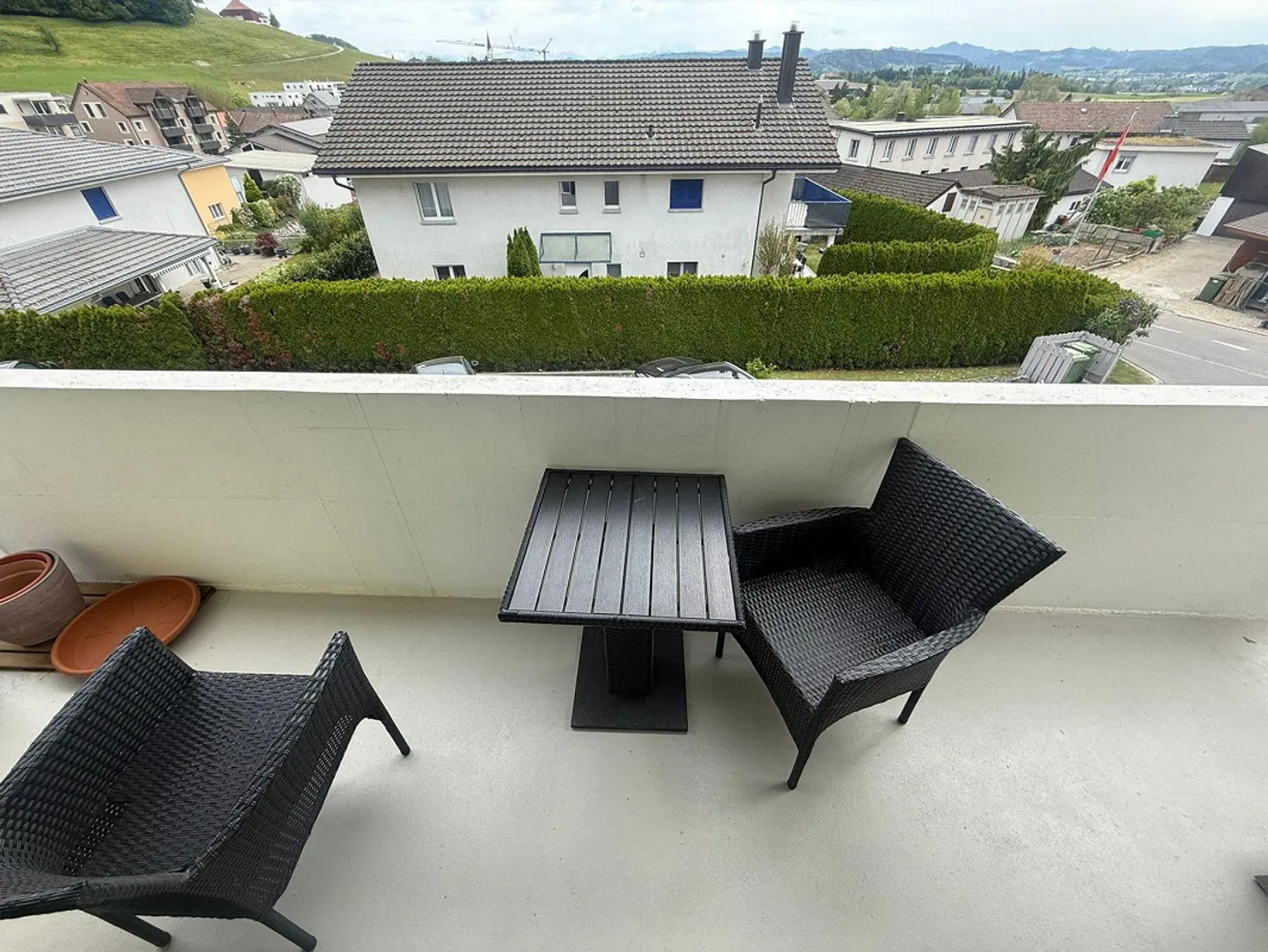 Appartamento 3.5 stanze in una posizione tranquilla a Bettwiesen - Foto 9 di 13