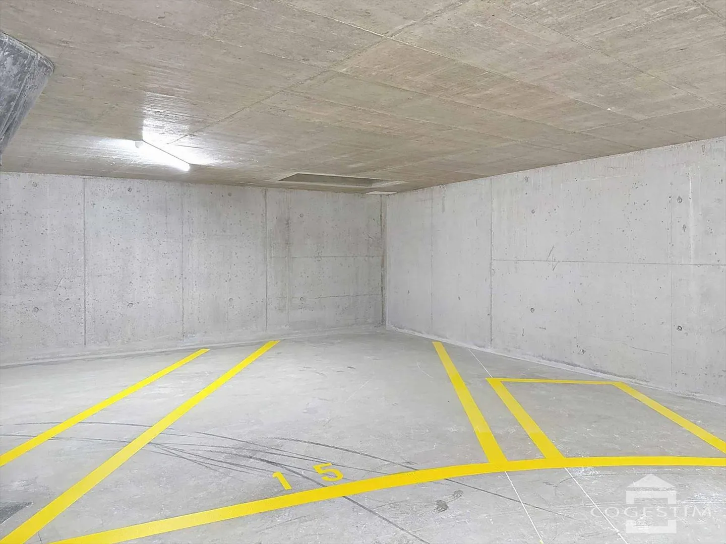 Parcheggio sotterraneo - Foto 2 di 7