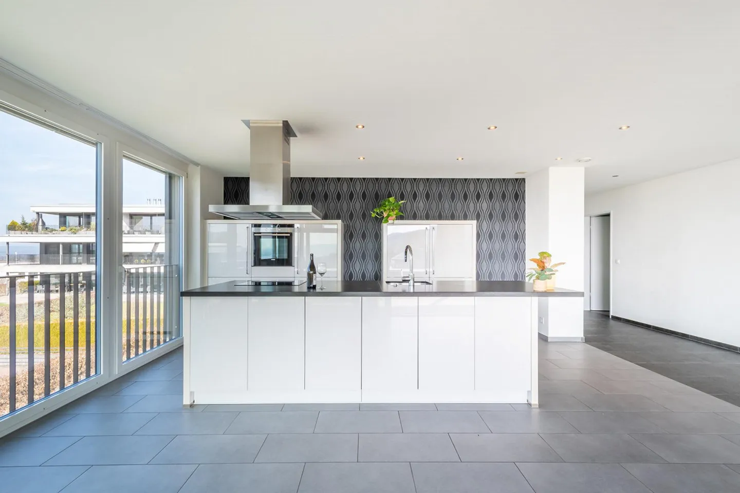 Stilvolle Wohnung mit Seesicht - Foto 7 von 15