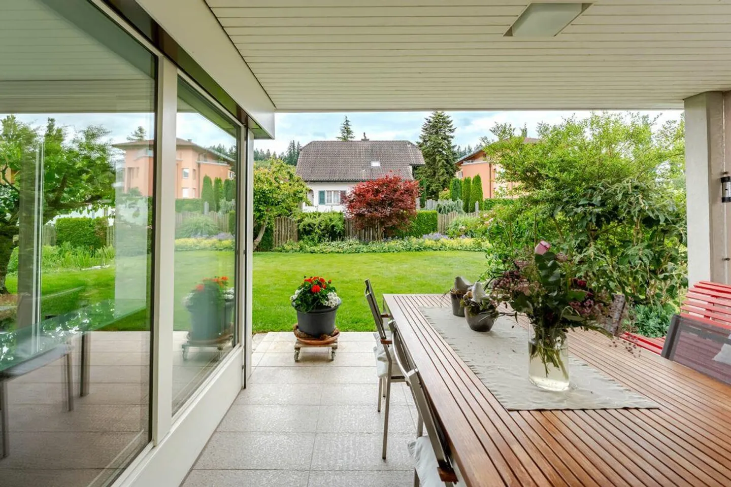 Casa unifamiliare di 6 stanze con appartamento - Foto 8 di 13