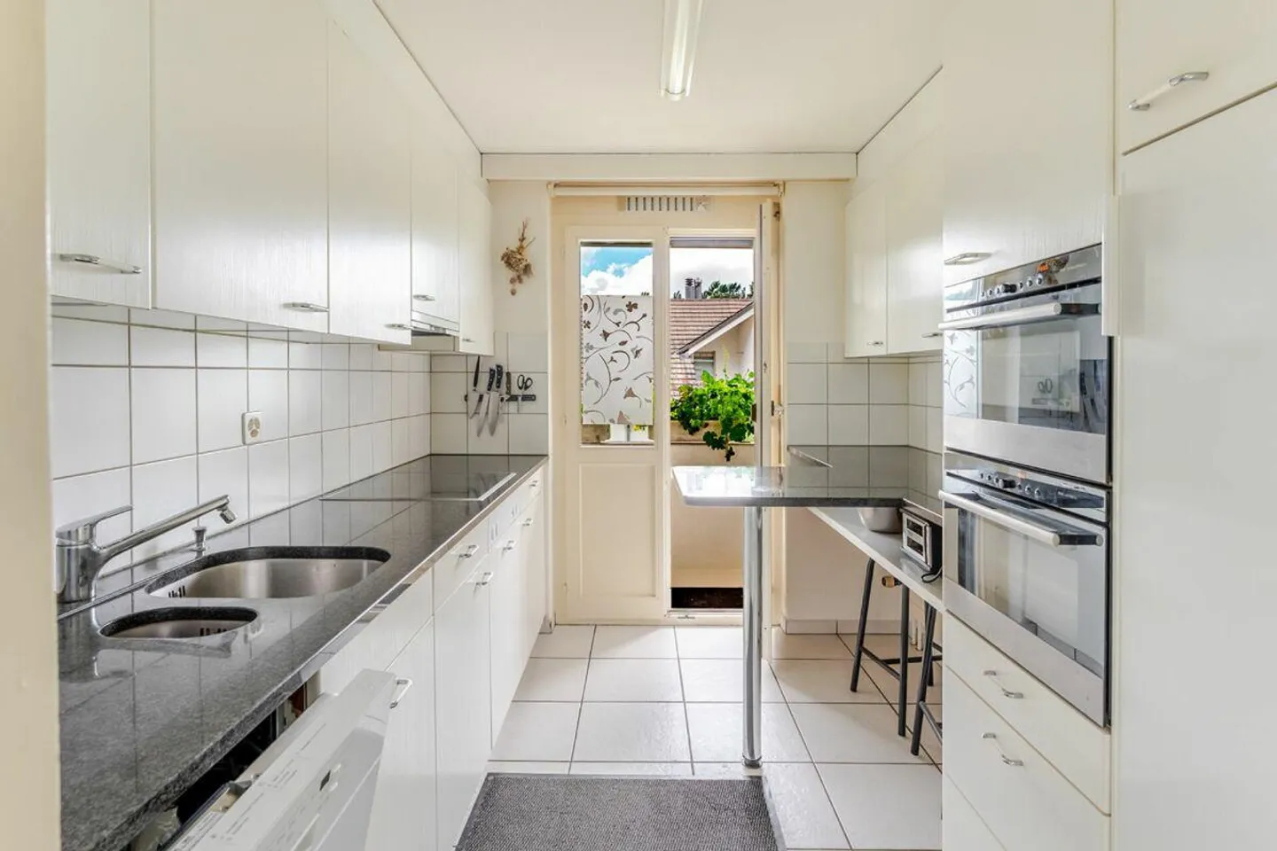 Casa unifamiliare di 6 stanze con appartamento - Foto 4 di 13