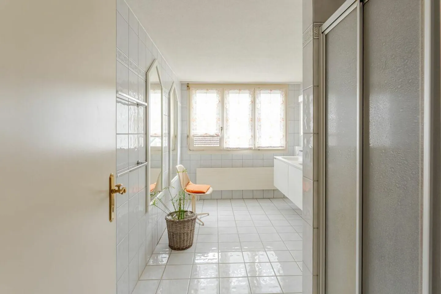 Casa unifamiliare di 6 stanze con appartamento - Foto 5 di 13