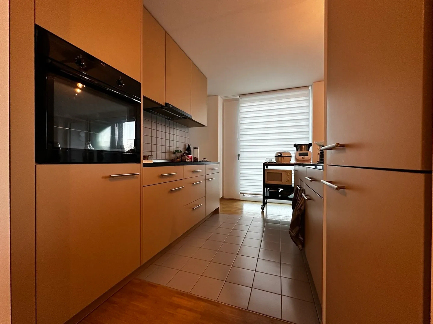 Bell'appartamento di 3,5 stanze con balcone / Bex-Jardins - Foto 6 di 9