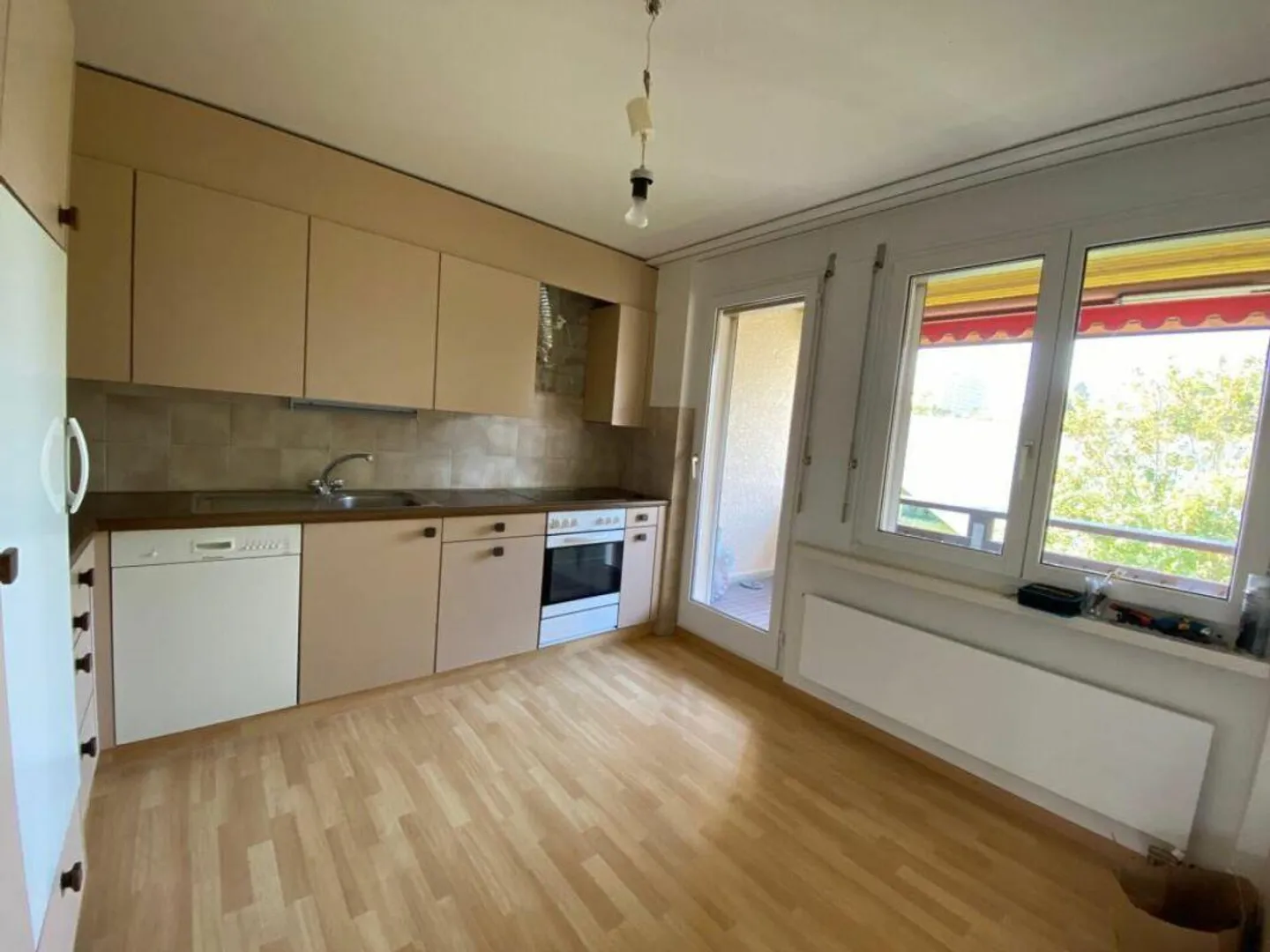 Appartamento attraente di 3,5 locali in una posizione privilegiata a Baden-Dä... - Foto 6 di 14