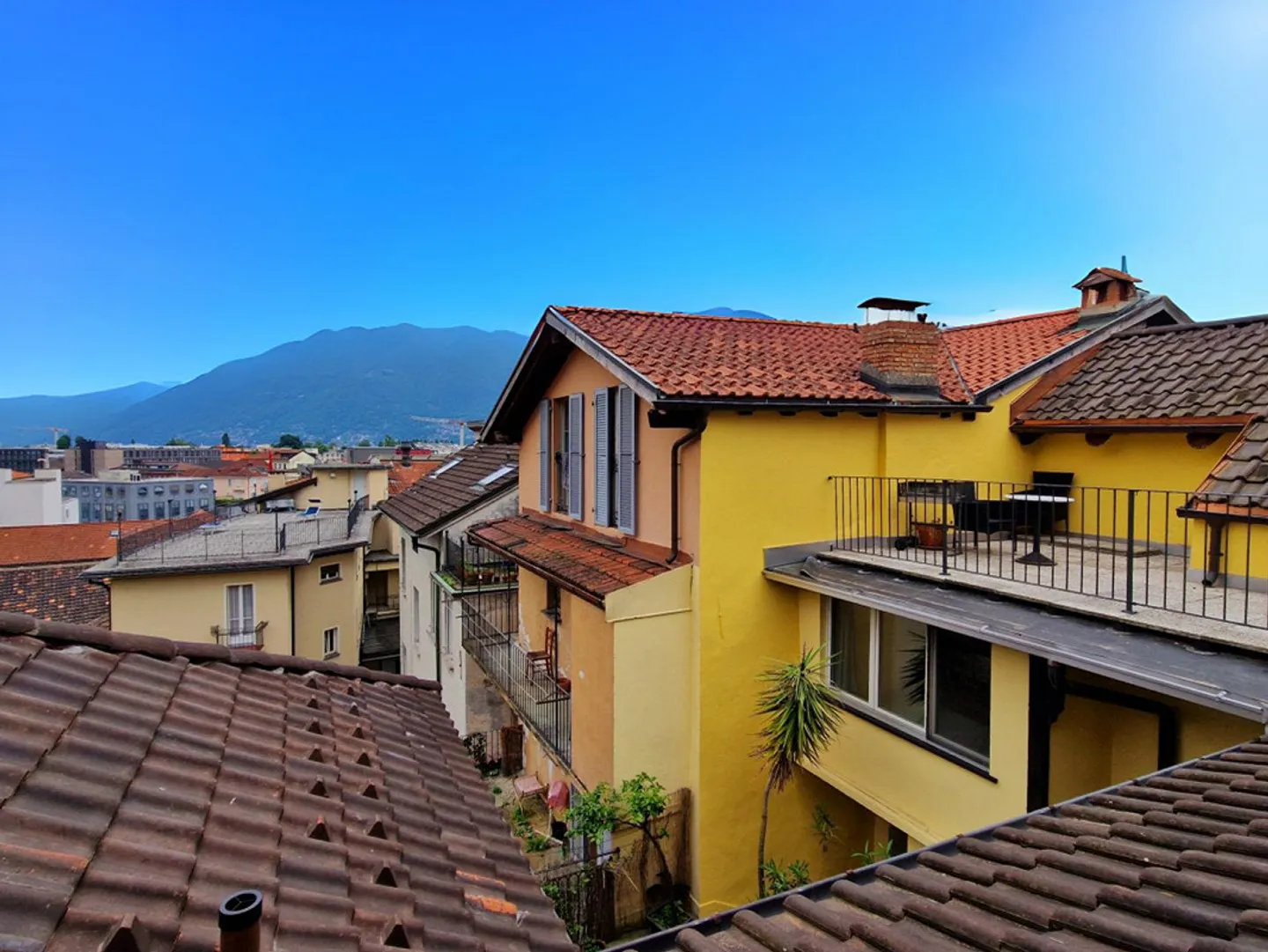 Romantico attico di 4 ½ locali, nel nucleo | Romantisches 4 ½ Zimme... - Foto 8 di 8