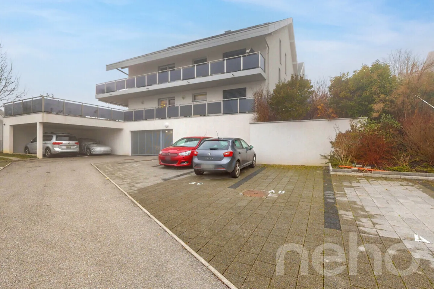 Bel appartement 4.5p avec grand jardin situé dans un immeuble récent - Photo 11 sur 12