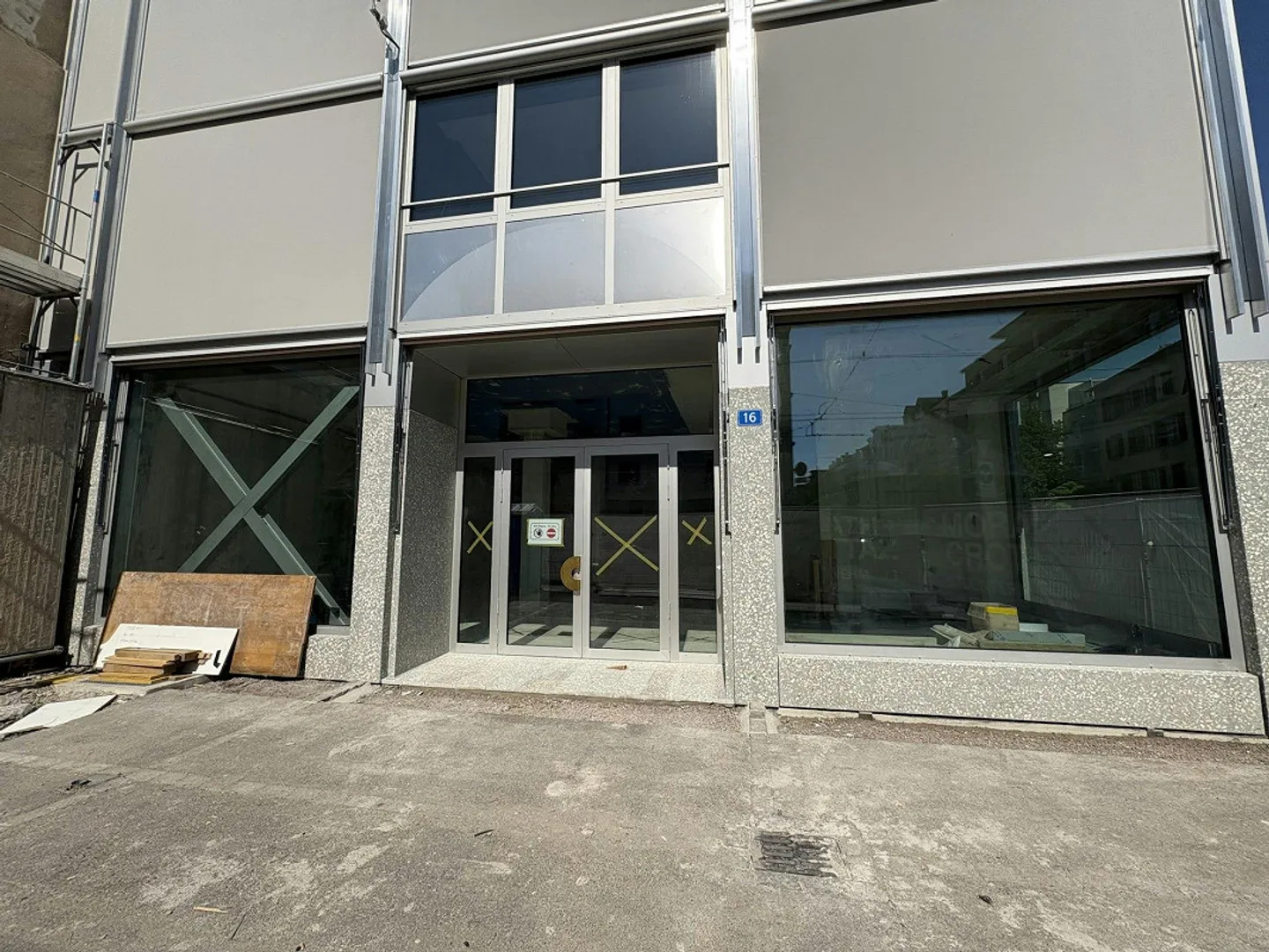 Angolo d'Oro - Spazio Commerciale e di Vendita in Affitto - Foto 3 di 10