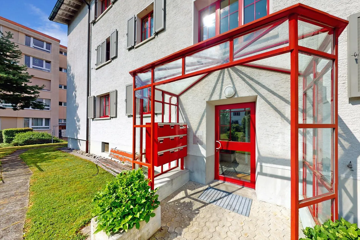 Apartment in a central location in Wetzikon - Photo 2 of 6