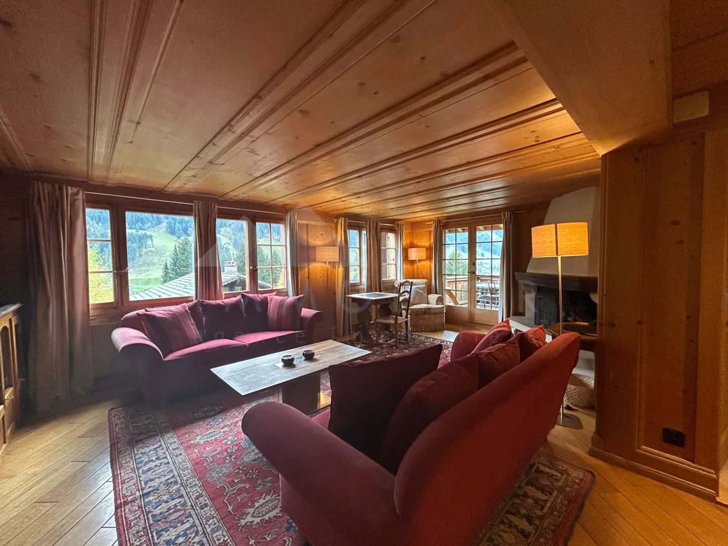 Charming Individual Chalet - Photo 3 of 13