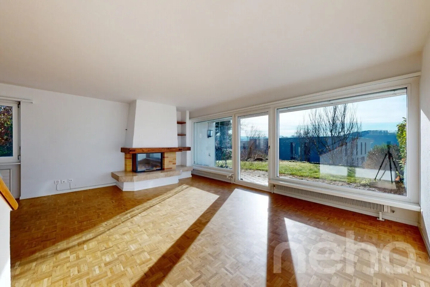 Maison de rangée familiale avec grand jardin et vue panoramique - Photo 3 sur 12