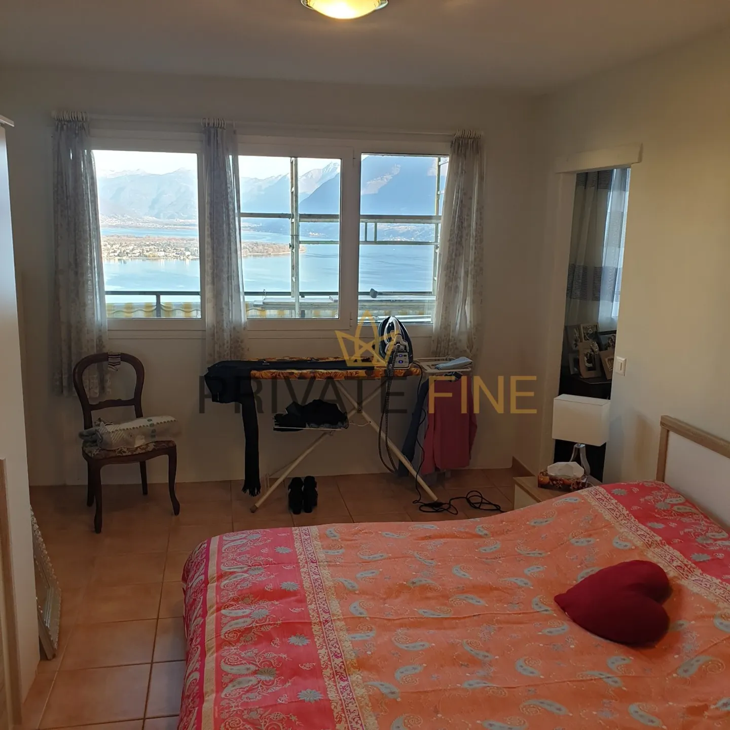 Stunning Villa with Lake View - Photo 14 of 14