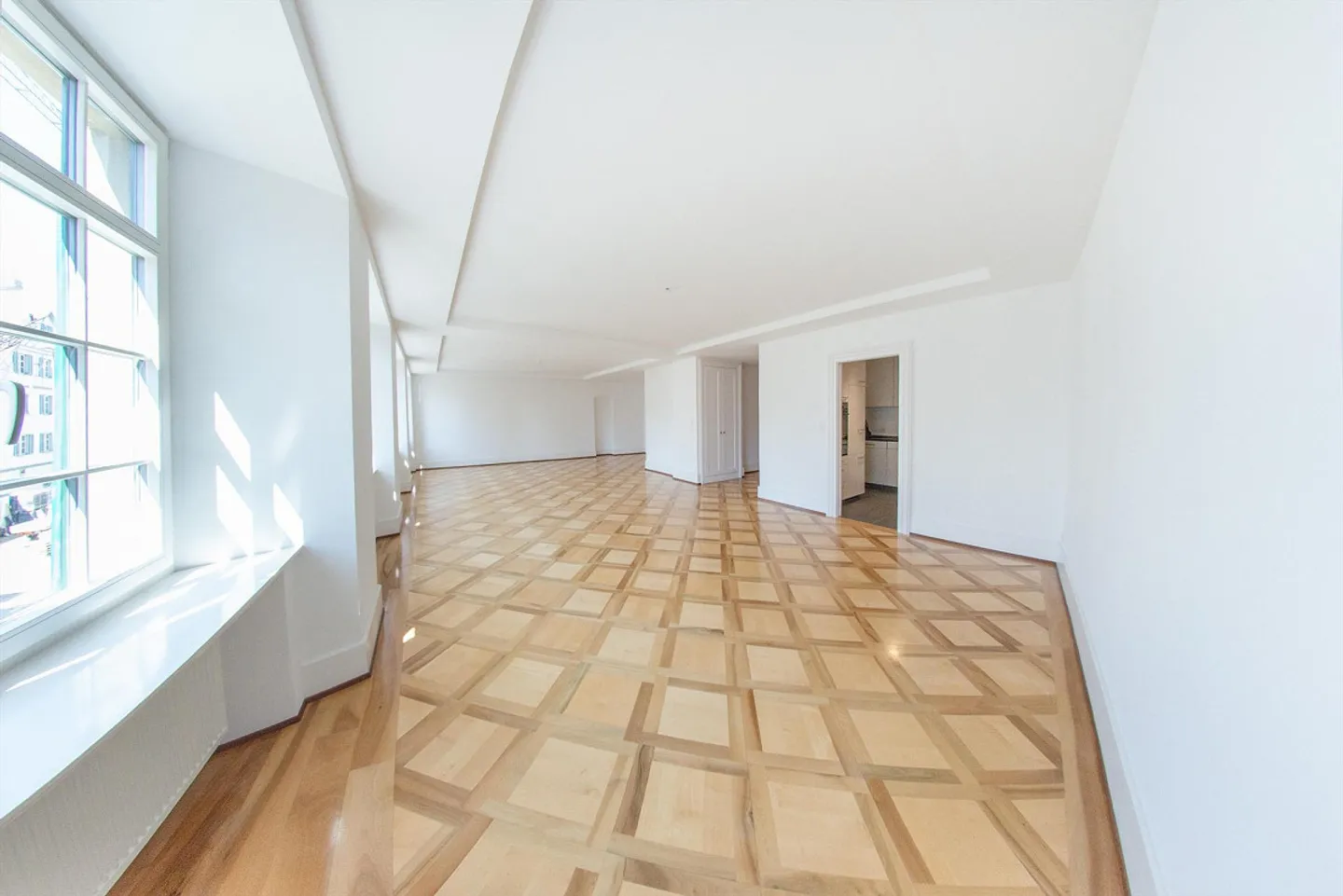 Vivere con Storia: Appartamento di 4,5 stanze nella città vecchia di Sciaffusa - Foto 4 di 13