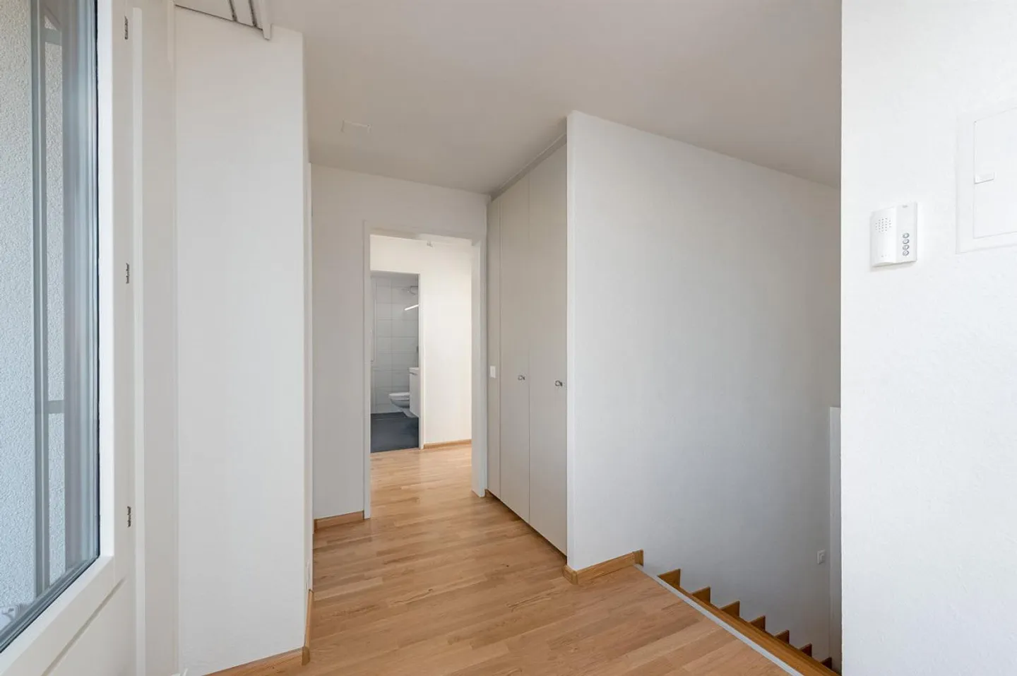 Appartamento recentemente ristrutturato con vista sul verde in affitto - Foto 7 di 10
