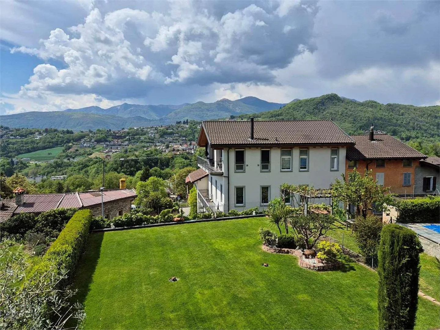 2599_Davesco. Casa con vista panoramica. - Foto 12 di 13