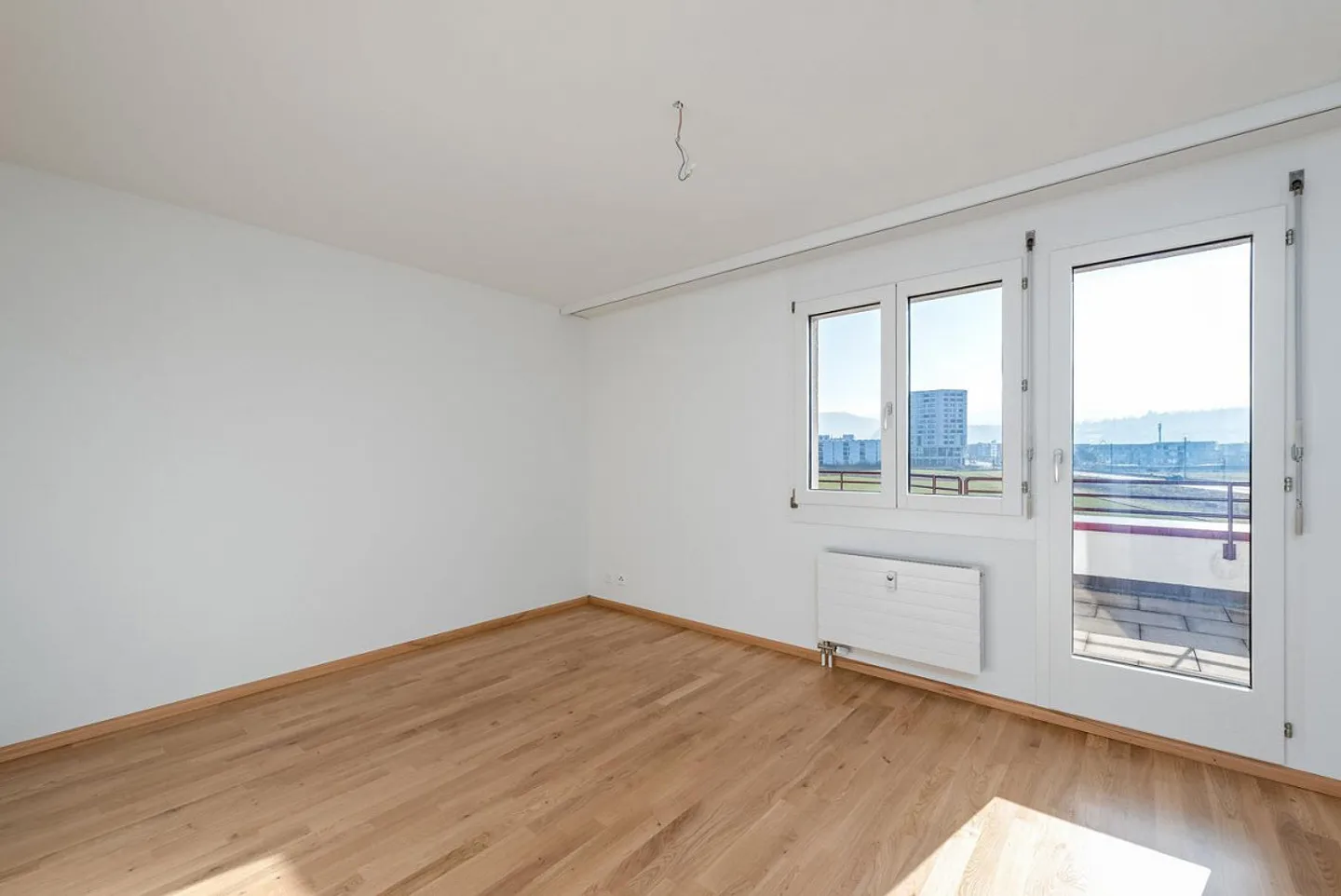 Appartamento recentemente ristrutturato con vista sul verde in affitto - Foto 8 di 10