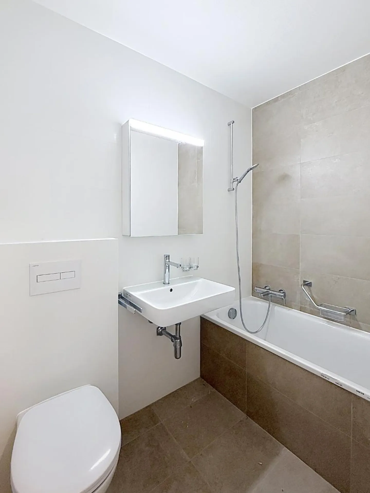 Appartamento 3.5 locali - Foto 3 di 7