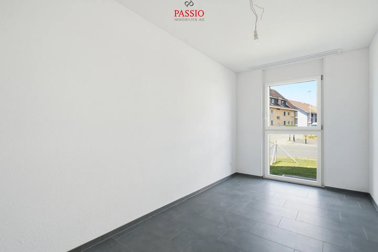 Maison individuelle jumelée exclusive de 6,5 pièces avec jardin spacieux - Photo 16 sur 47