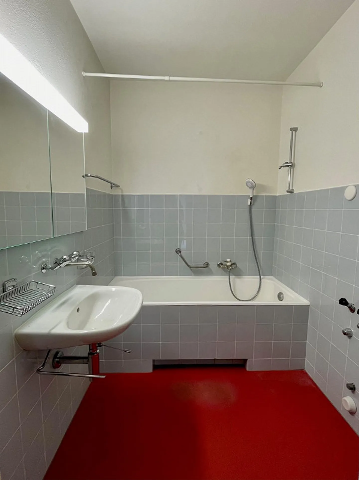 Appartement temporaire de 4½ pièces jusqu'à la fin de 2026 - Photo 2 sur 12