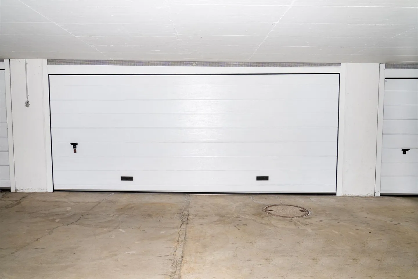 Box de garage double - Photo 1 sur 3