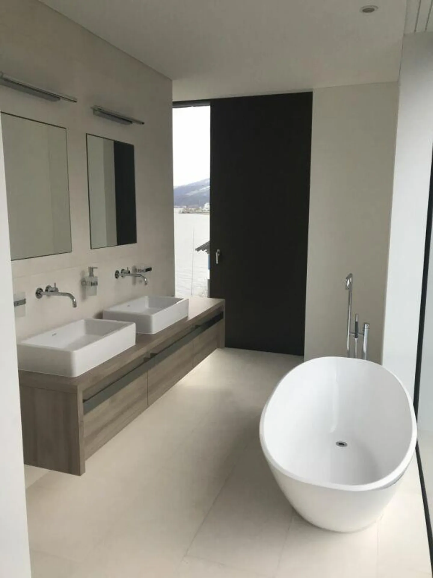Peninsula Beach House - Lusso puro sul Lago di Zurigo - Foto 5 di 7