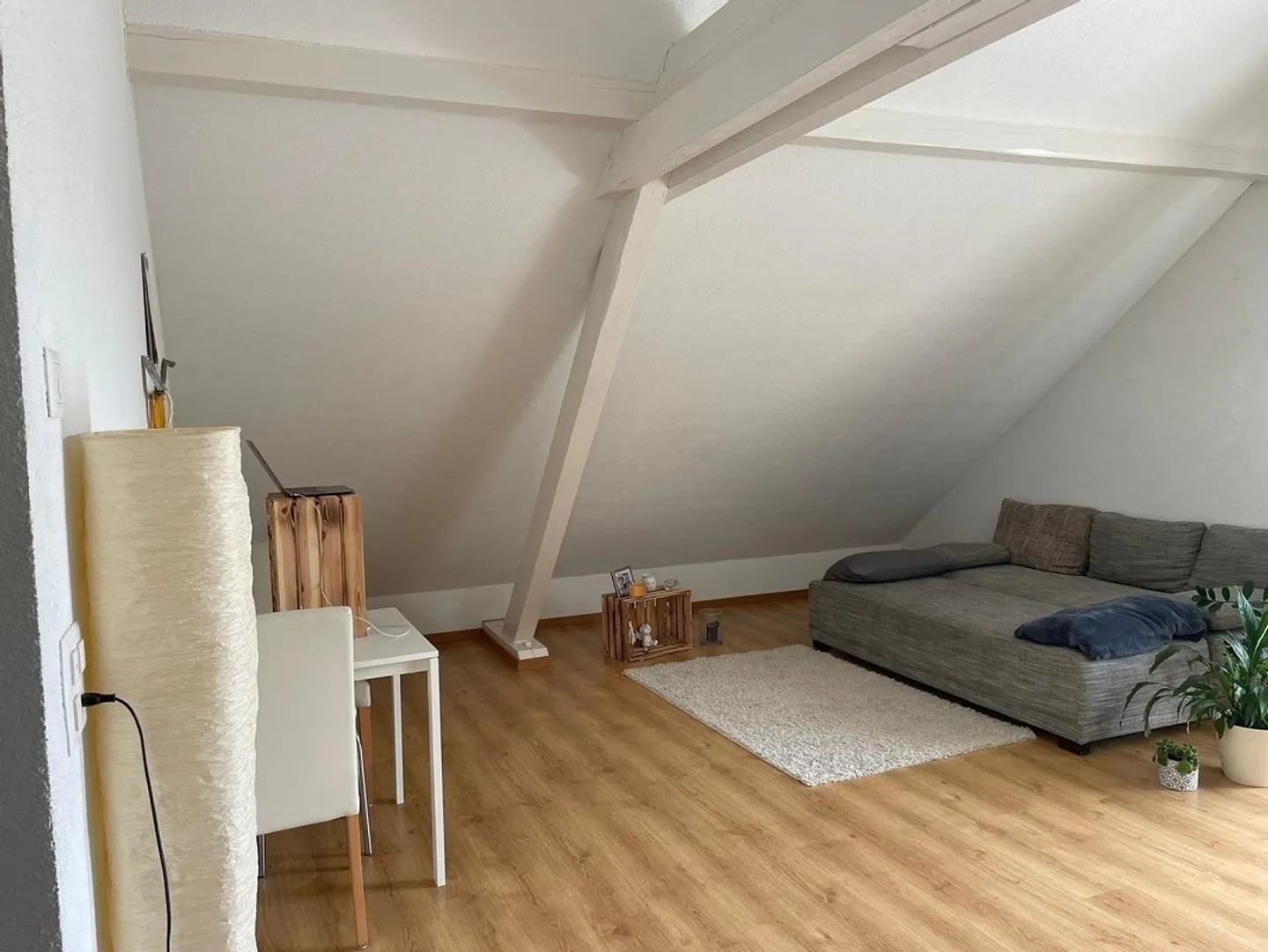 Loft accogliente di 2 1/2 stanze - Foto 1 di 12
