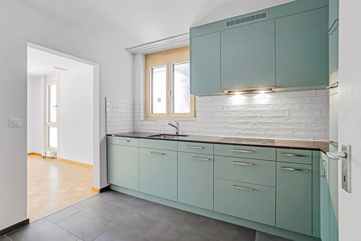 Charmant appartement 2.5 pièces - Photo 4 sur 7